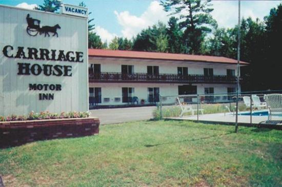 Carriage House Motor Inn Lake Placid Exterior photo